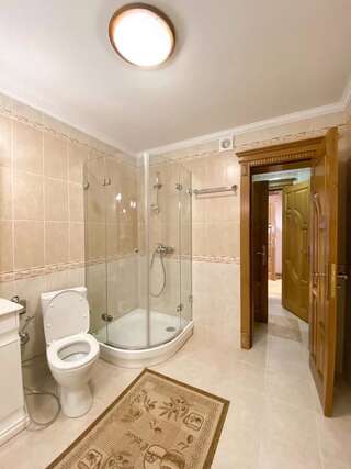 Отель Петрос Family Hotel Яремче Улучшенный люкс-6